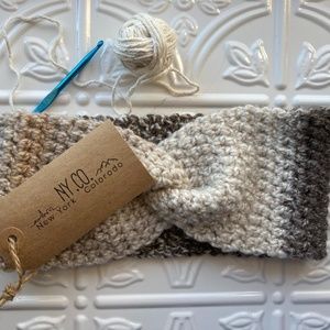 Crotchet Ear warmer - twist